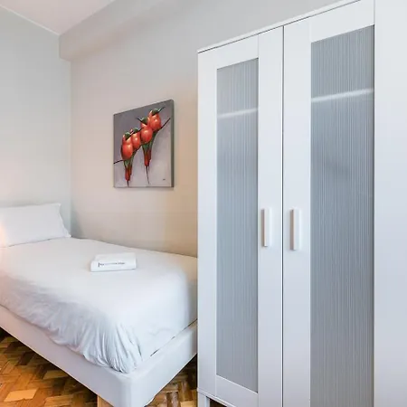 Guestready - Spacious In City Centre Porto